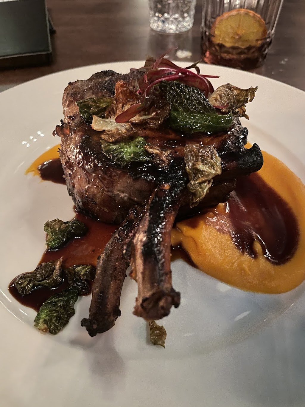 Mr. Pauls Supper Club | restaurant | 3917 Market St, Edina, MN 55424, USA | 6122598614 OR +1 612-259-8614