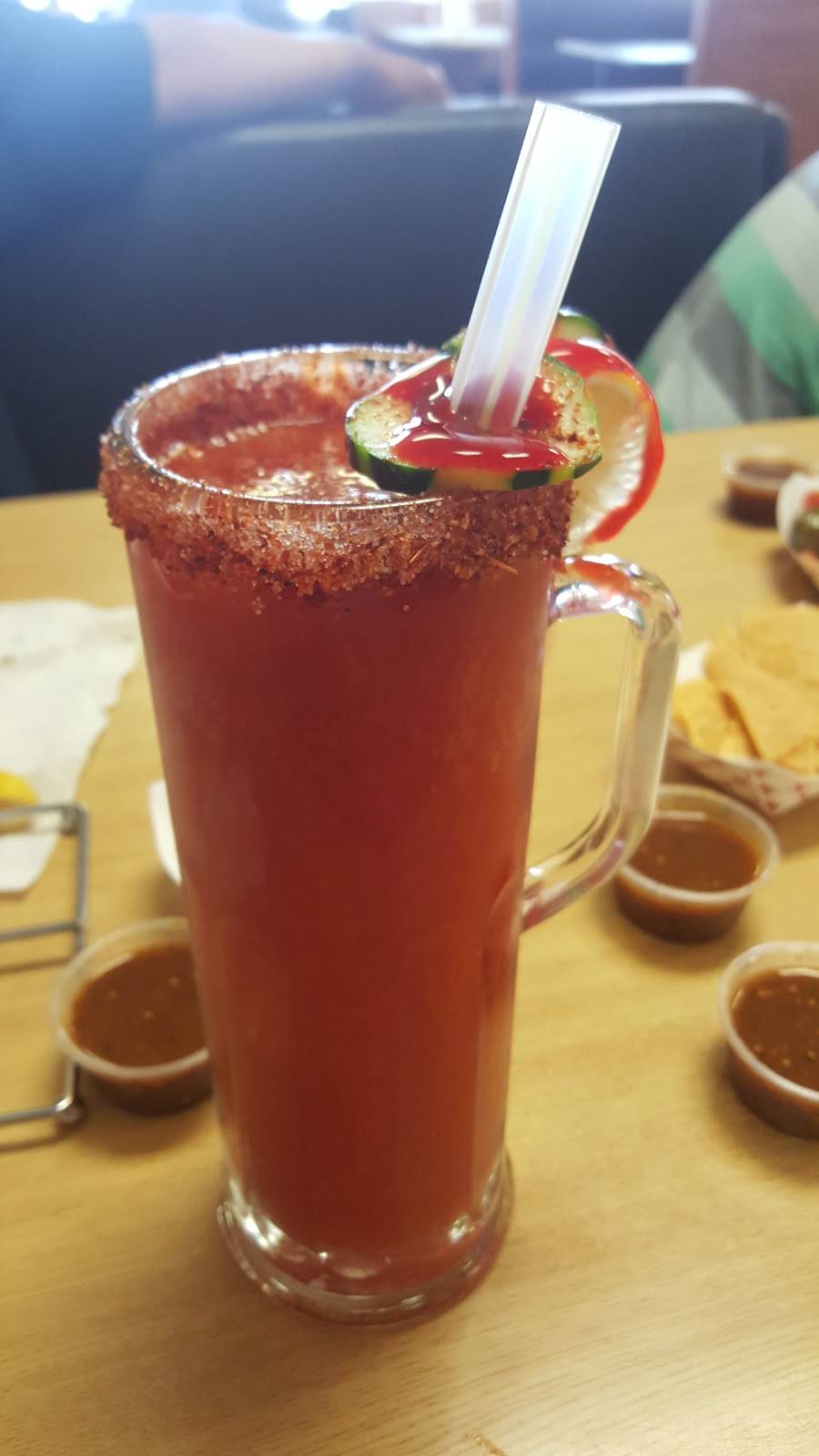 Taqueria El Tapatio | restaurant | 2420 Saviers Rd, Oxnard, CA 93033, USA | 8053859530 OR +1 805-385-9530