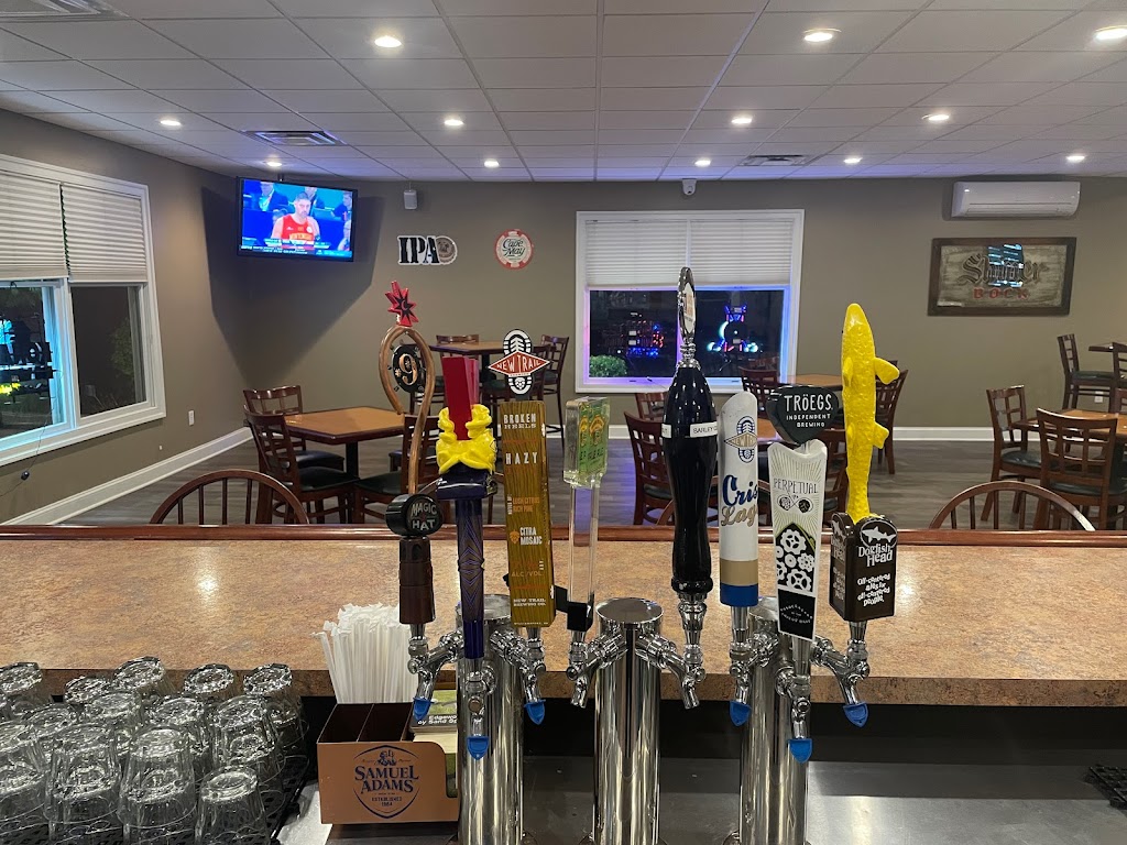 Two Tees Craft House and Kitchen | restaurant | 22 Edgewood Rd, Drums, PA 18222, USA | 5707881101 OR +1 570-788-1101