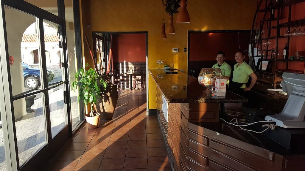 La Esmeralda Mexican and Seafood Restaurant | restaurant | 27600 Bouquet Canyon Rd #100, Santa Clarita, CA 91350, USA | 6614308131 OR +1 661-430-8131