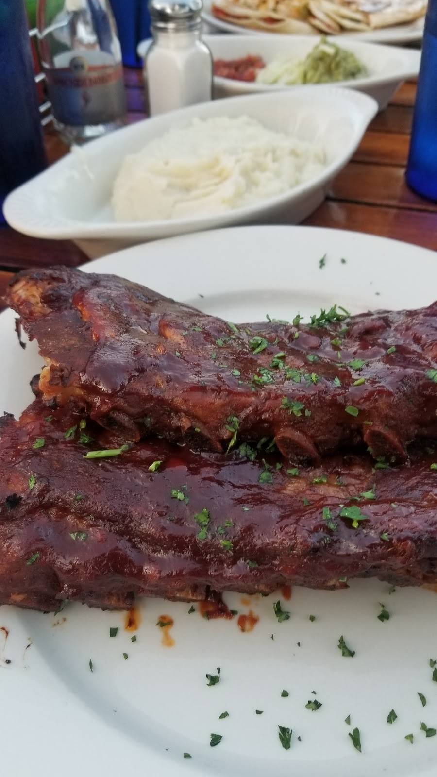 McGillicuddys Lakeside Taphouse | restaurant | 601 Main St, Loch Arbour, NJ 07711, USA | 7325315555 OR +1 732-531-5555