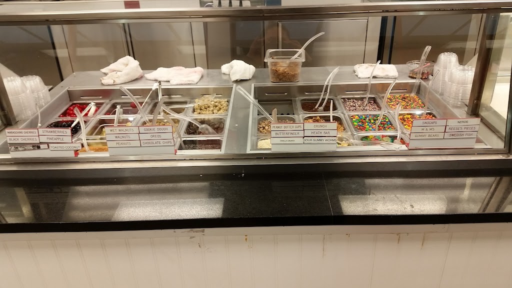 Sundaes The Ice Cream Place | restaurant | 324 NJ-166, Toms River, NJ 08753, USA | 7323496556 OR +1 732-349-6556