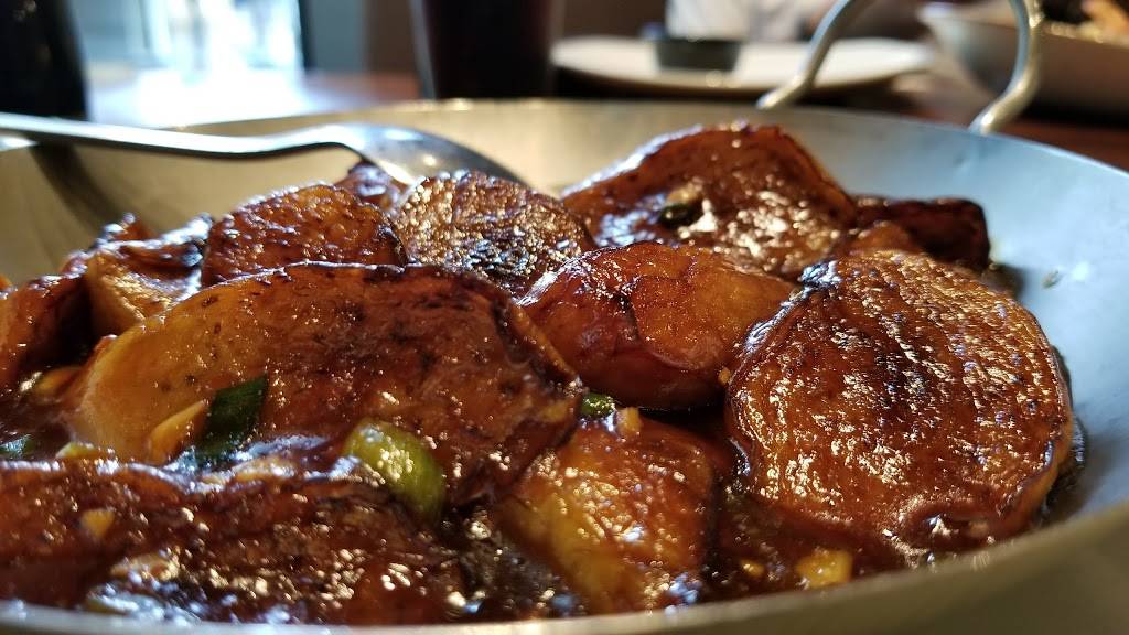 P.F. Changs | restaurant | 15301 Ventura Blvd Ste P-22, Sherman Oaks, CA 91403, USA | 8187841694 OR +1 818-784-1694