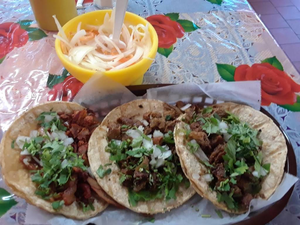 Taqueria Los Barrilitos | restaurant | 3518 W 25th St, Chicago, IL 60623, USA | 7736730102 OR +1 773-673-0102