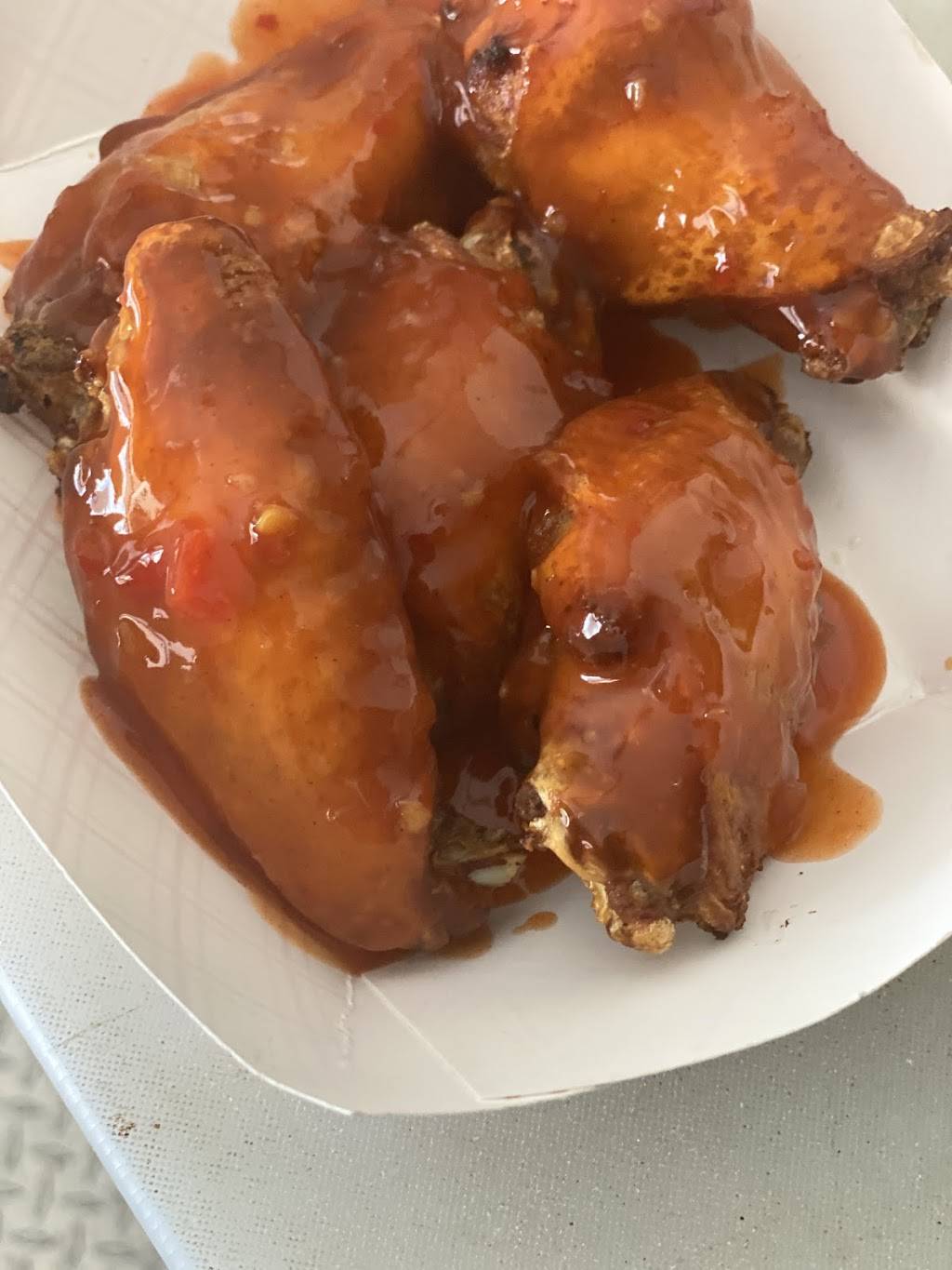 Da grub | restaurant | 8806 W Flora St, Tampa, FL 33615, USA | 8135855084 OR +1 813-585-5084