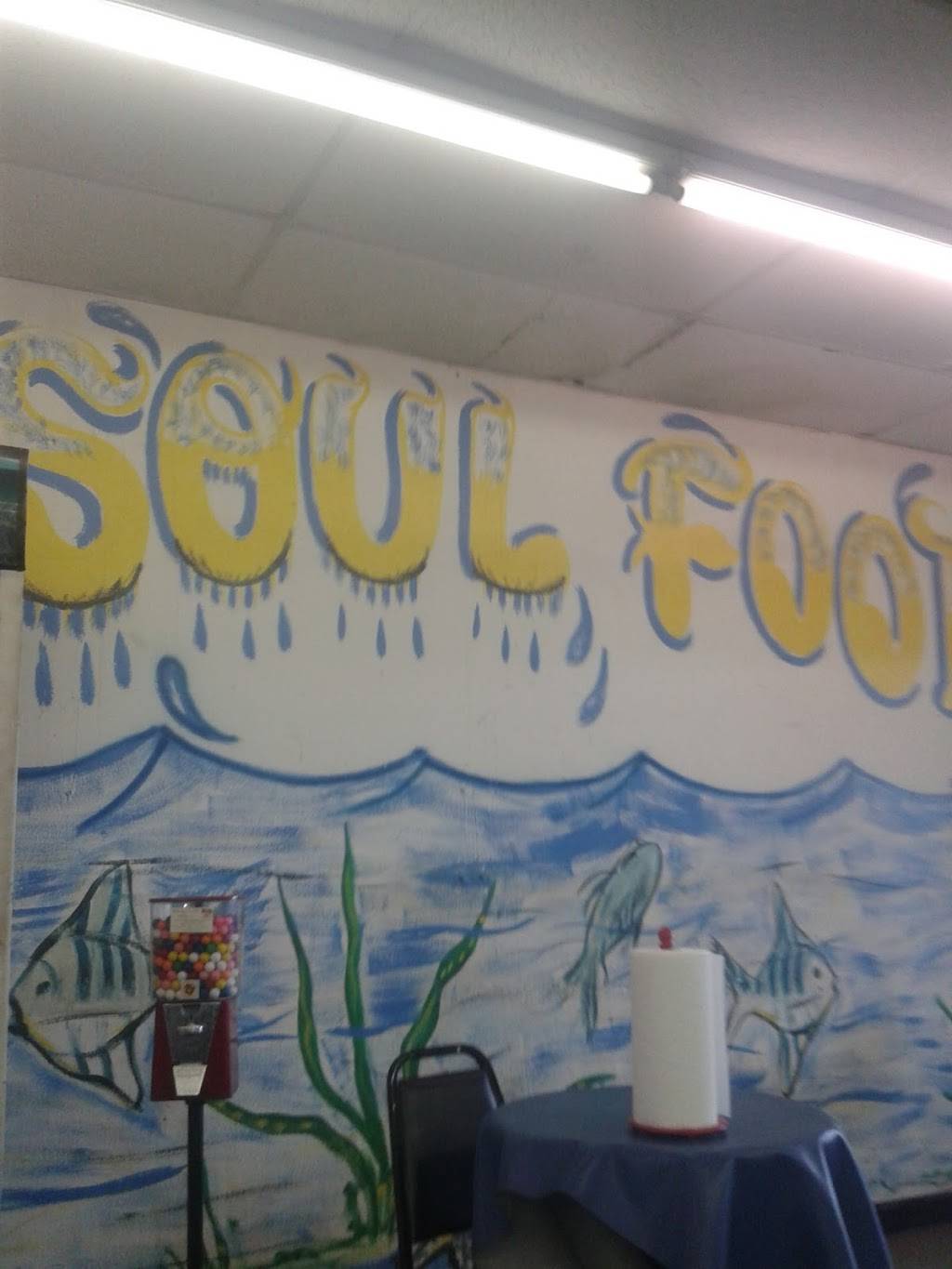 Ronnies Catfish & More | restaurant | 1231 E Red Bird Ln, Dallas, TX 75241, USA | 2143726565 OR +1 214-372-6565