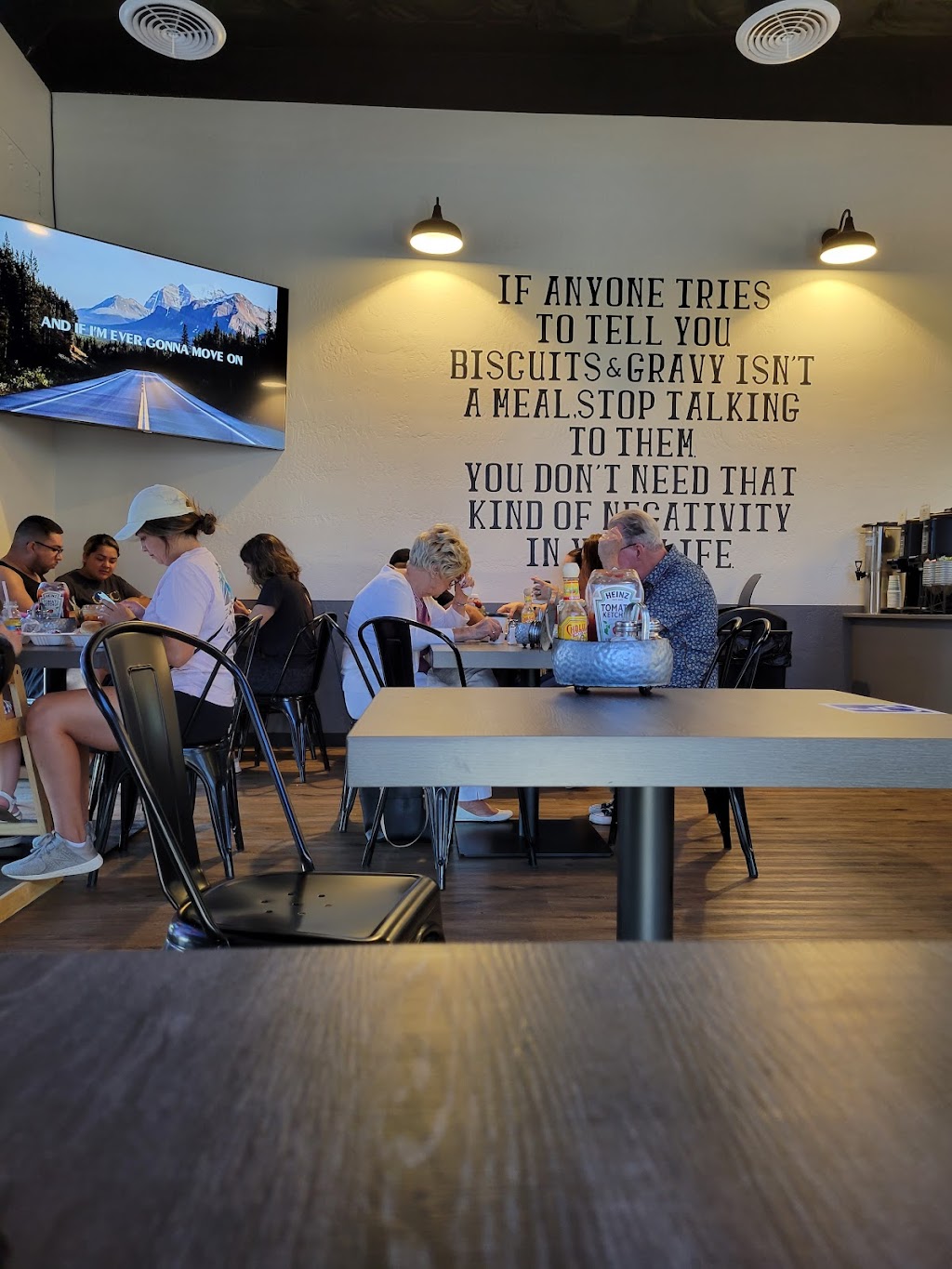 Butter+milk | restaurant | 3129 W Noble Ave, Visalia, CA 93277, USA | 5593727149 OR +1 559-372-7149