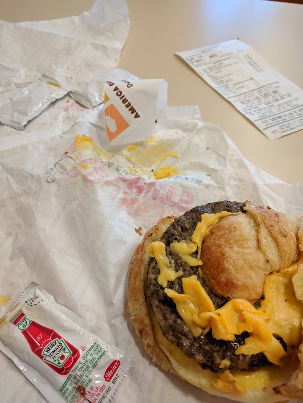 Dunkin | bakery | 7330 NW 36th St, Miami, FL 33166, USA | 3054206137 OR +1 305-420-6137