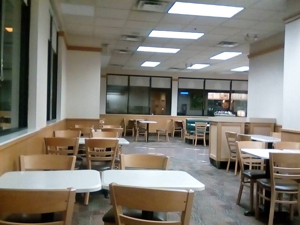 Wendys | restaurant | 9050 Foothill Blvd, Rancho Cucamonga, CA 91730, USA | 9094660541 OR +1 909-466-0541