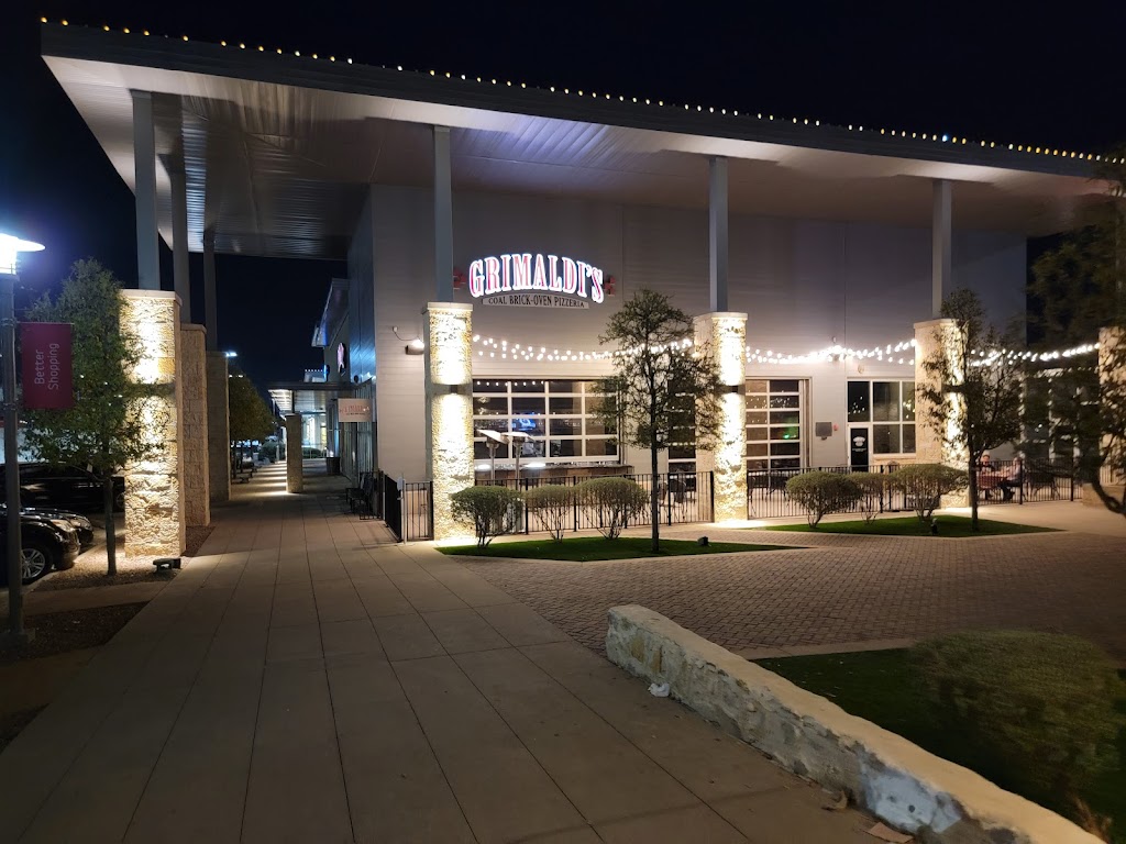 Grimaldis Pizzeria | restaurant | 8889 Gateway Blvd W Ste 1200, El Paso, TX 79925, USA | 9155944929 OR +1 915-594-4929