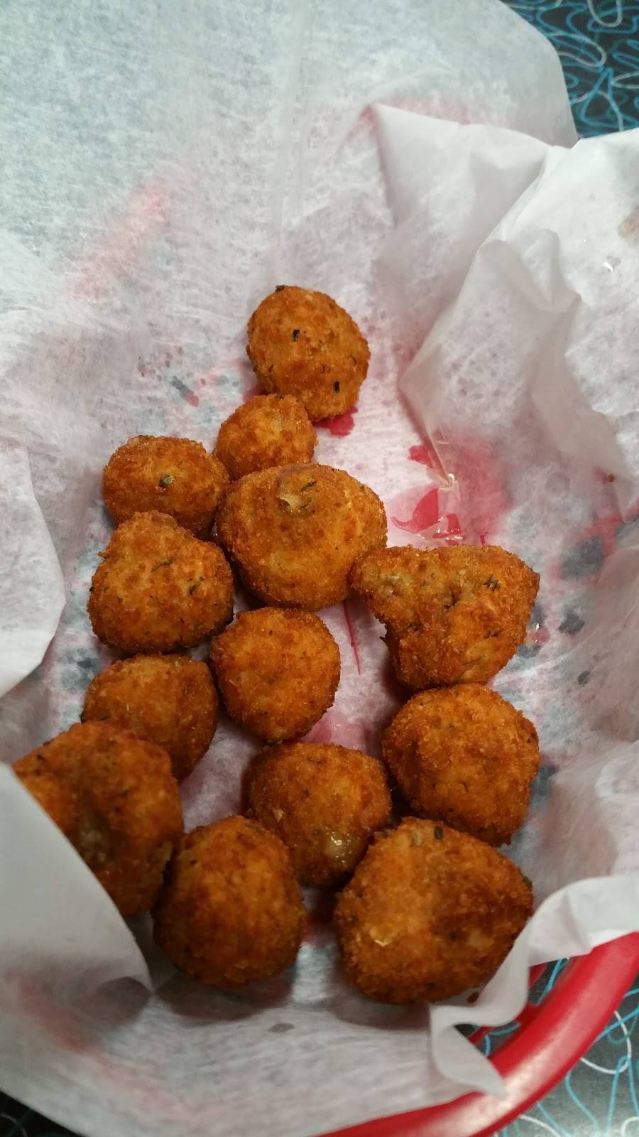 Nancys Diner | restaurant | 426 Main St, Grafton, OH 44044, USA | 4409262462 OR +1 440-926-2462