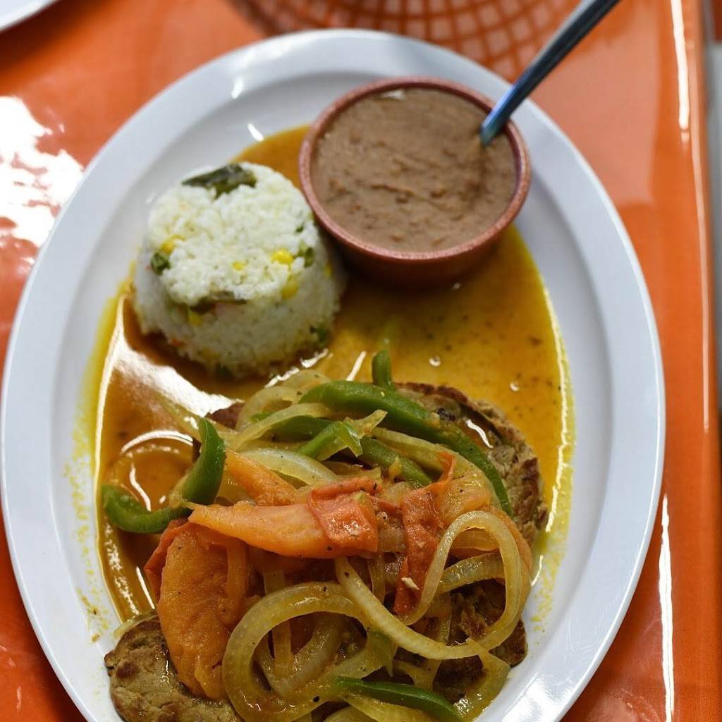 El Pulgarcito Pupuseria | restaurant | 1738 W Chapman Ave, Orange, CA 92868, USA | 7146029707 OR +1 714-602-9707