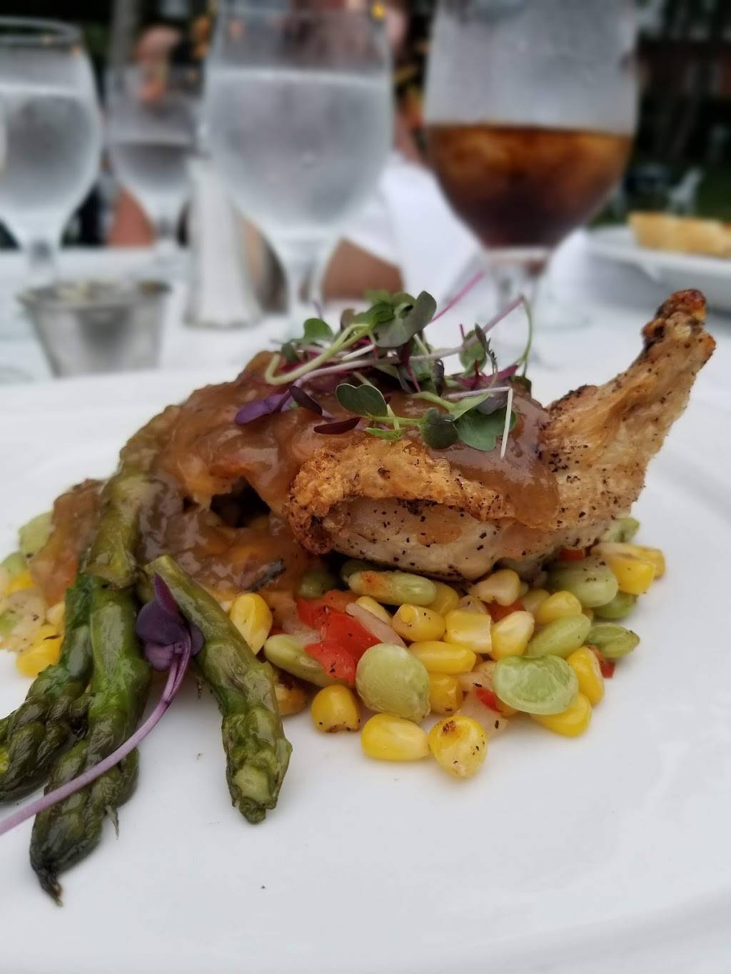 Diamonds Edge Restaurant and Marina | restaurant | Portland, ME 04109, USA | 2077665850 OR +1 207-766-5850