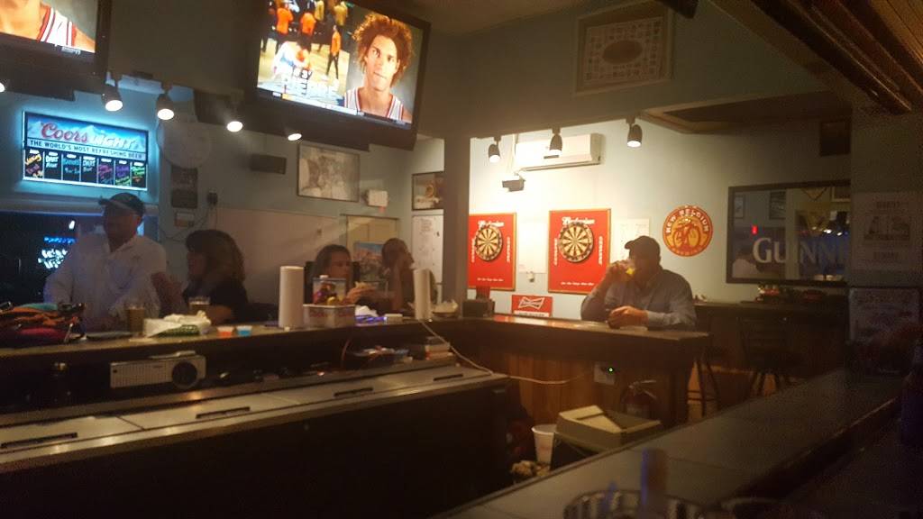 Chumleys Depot | restaurant | 1929 Depot Dr, Melbourne, FL 32901, USA | 3212085766 OR +1 321-208-5766