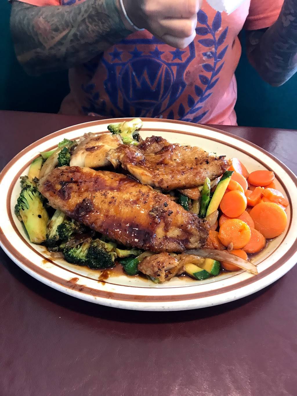 Tosaka | restaurant | 2725 Northwest Blvd, Newton, NC 28658, USA | 8284659977 OR +1 828-465-9977