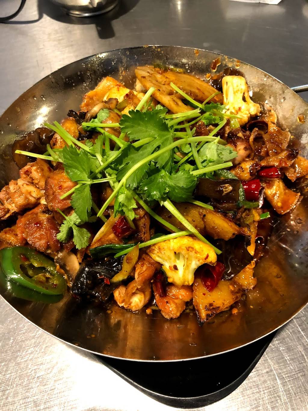 China Family Restaurant at Highland | restaurant | 6801 Airport Blvd, Austin, TX 78752, USA | 5125204171 OR +1 512-520-4171