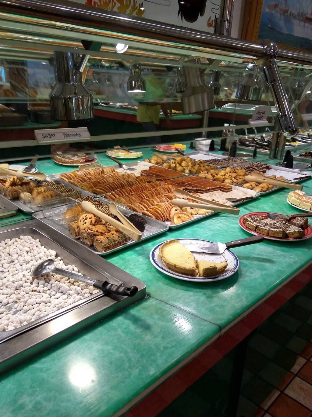 Empire Buffet | restaurant | 332 Pike St, Marietta, OH 45750, USA | 7403748882 OR +1 740-374-8882