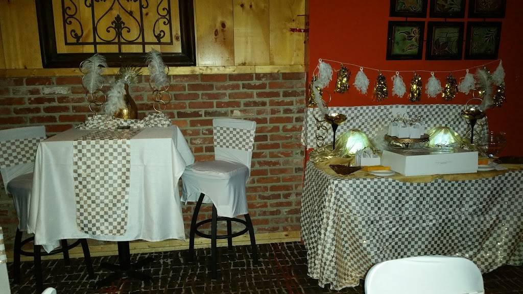 4 Seasons Bar & Grill | restaurant | 719 5th Ave N, Birmingham, AL 35203, USA | 2055667552 OR +1 205-566-7552