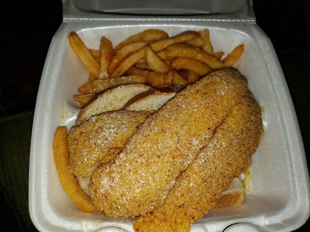 Fish Express | restaurant | 620 Riverview Dr, Kalamazoo, MI 49048, USA | 2693495000 OR +1 269-349-5000