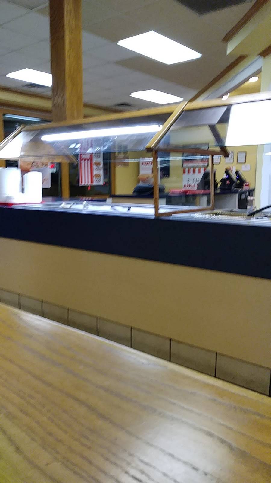 KFC | restaurant | 2347 S Seneca St, Wichita, KS 67213, USA | 3162629000 OR +1 316-262-9000