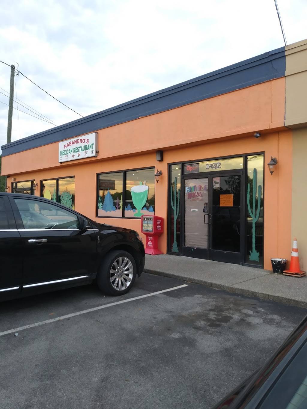 Habaneros | restaurant | 5432 Clarksville Hwy, Whites Creek, TN 37189, USA | 6158767066 OR +1 615-876-7066