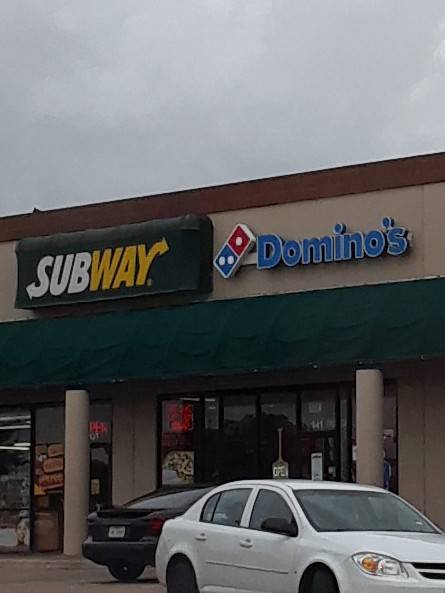 Subway Restaurants | restaurant | Landmark Place Shopping Ctr, 510 S Carrier Pkwy Ste 131, Grand Prairie, TX 75051, USA | 9722370800 OR +1 972-237-0800