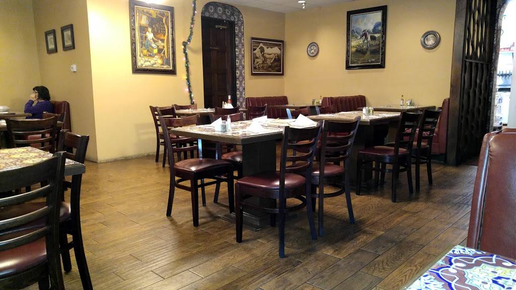 El Rincon Bohemio | restaurant | 4141 State St # F1, Santa Barbara, CA 93110, USA | 8059674464 OR +1 805-967-4464