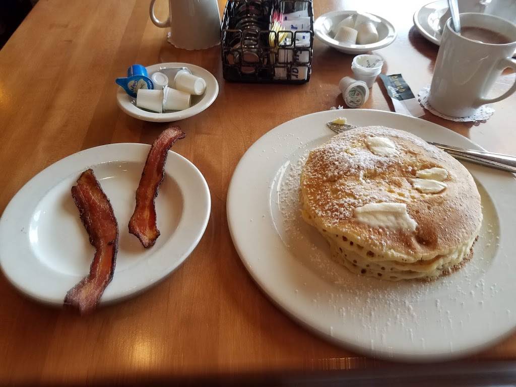 Brunch Cafe-Fox River Grove | restaurant | 935 IL-22, Fox River Grove, IL 60021, USA | 8475160409 OR +1 847-516-0409