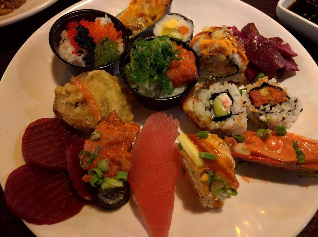 Bluefin Sushi & Seafood | restaurant | 401 NE Northgate Way #463, Seattle, WA 98125, USA | 2063670115 OR +1 206-367-0115