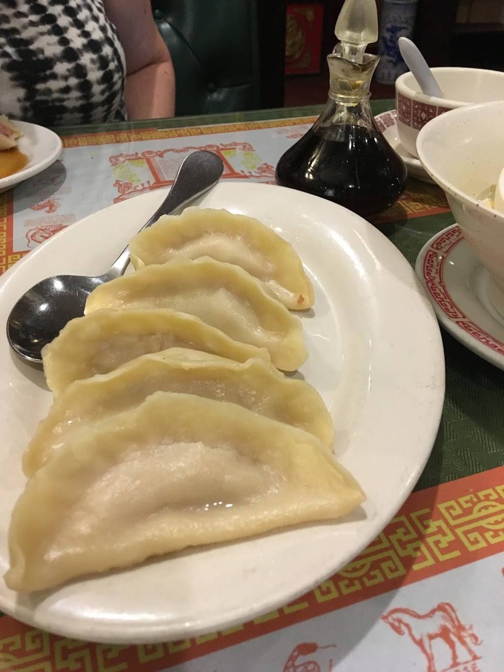 Oriental Inn | restaurant | 1421 N Arlington Ave, Indianapolis, IN 46219, USA | 3173520398 OR +1 317-352-0398