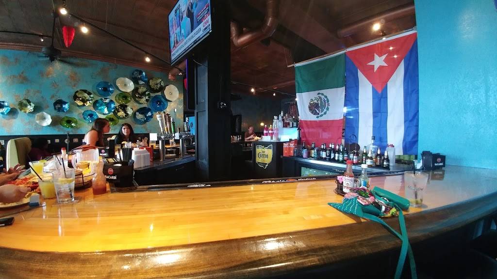 Carlos Poco Loco | restaurant | 1809 Adams St, Toledo, OH 43604, USA | 4192141655 OR +1 419-214-1655