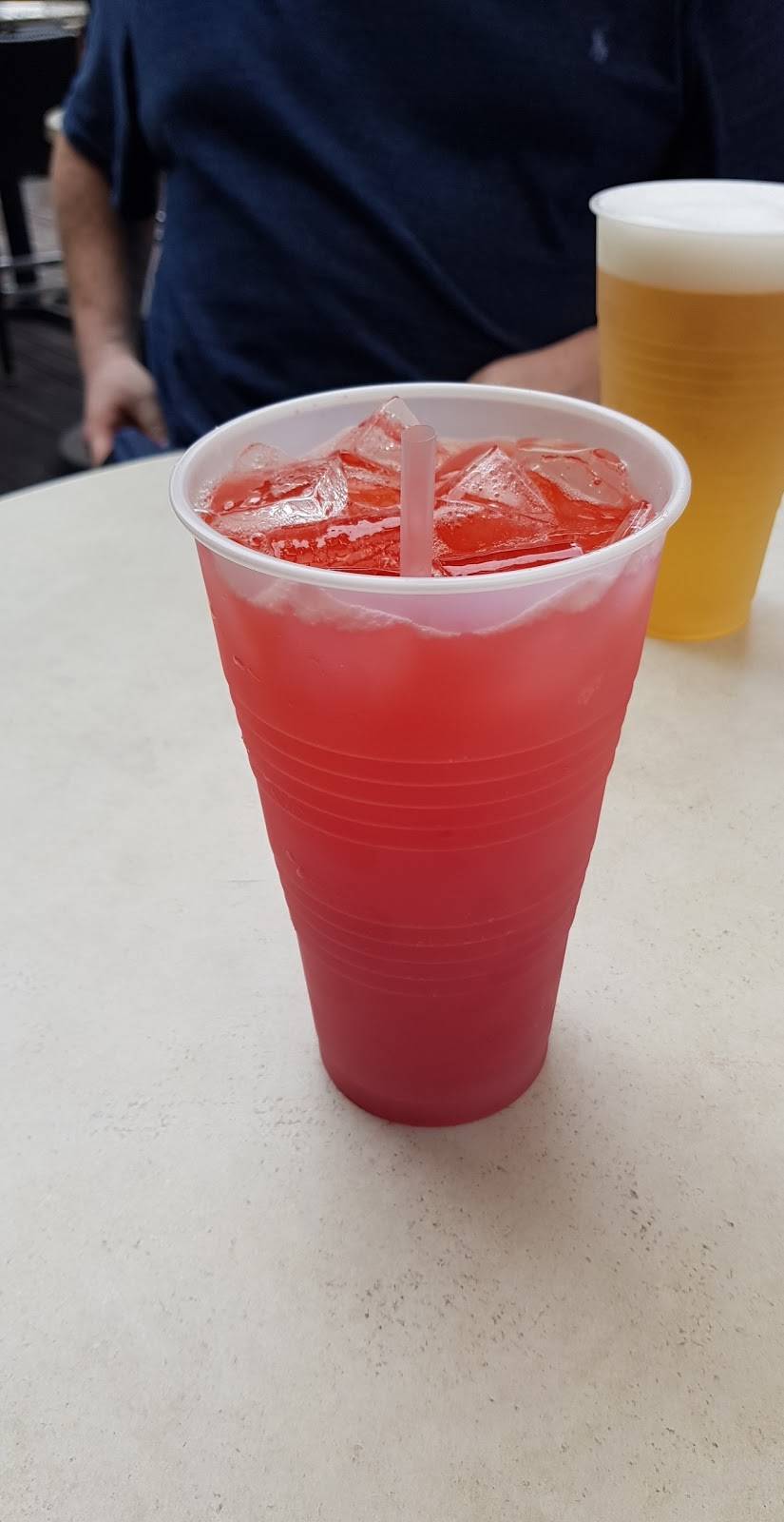 Southern Breeze | restaurant | 5770 W Irlo Bronson Memorial Hwy, Kissimmee, FL 34746, USA | 4073974004 OR +1 407-397-4004