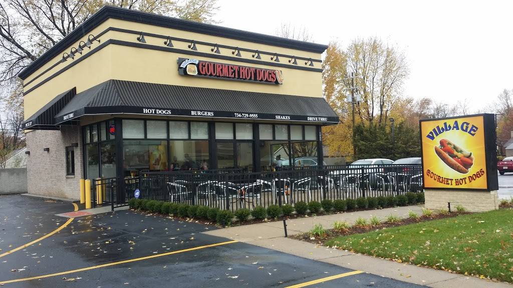 Village Gourmet Hot Dogs | restaurant | 449 N Wayne Rd, Westland, MI 48185, USA | 7347299555 OR +1 734-729-9555
