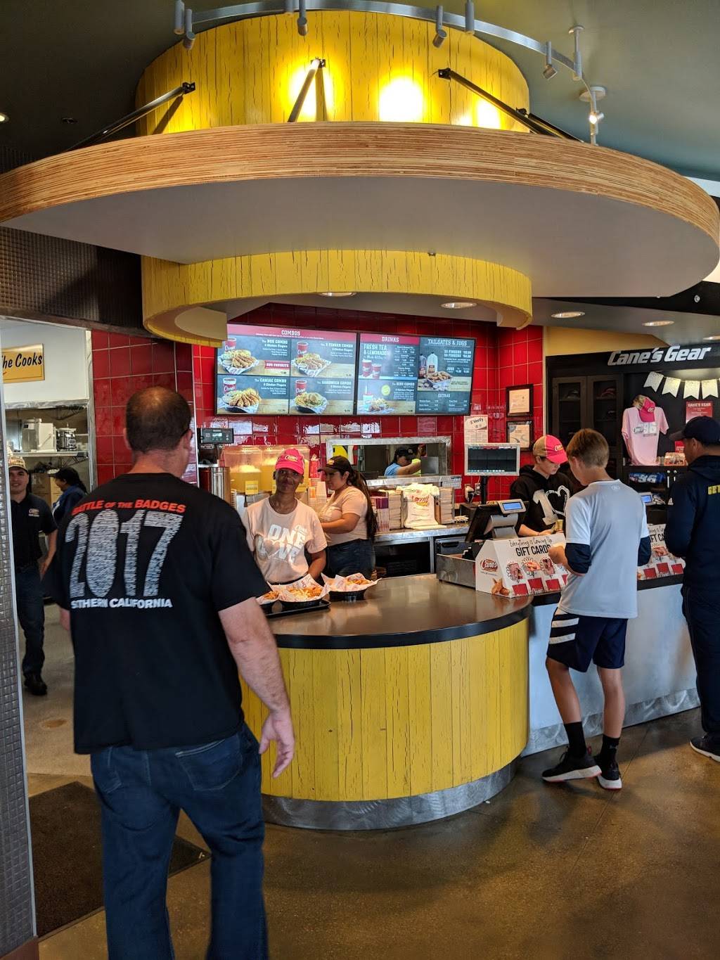 Raising Canes Chicken Fingers | meal takeaway | 1857 S Tippecanoe Ave, San Bernardino, CA 92408, USA | 9094780001 OR +1 909-478-0001