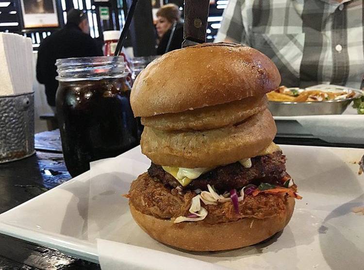 Milnovecientos88 | restaurant | Calle Diez 521, Zona Centro, 22800 Ensenada, B.C., Mexico | 016461740508 OR +52 646 174 0508