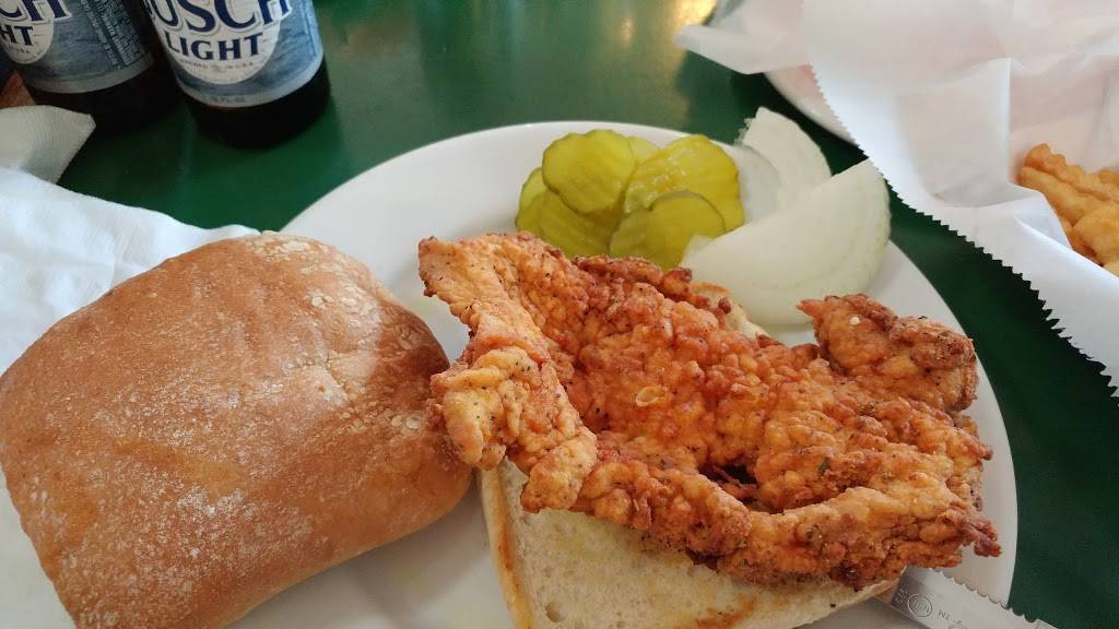 The Lucky Frog Bar and Grill | restaurant | 313 N Salina St, McCausland, IA 52758, USA | 5632253764 OR +1 563-225-3764