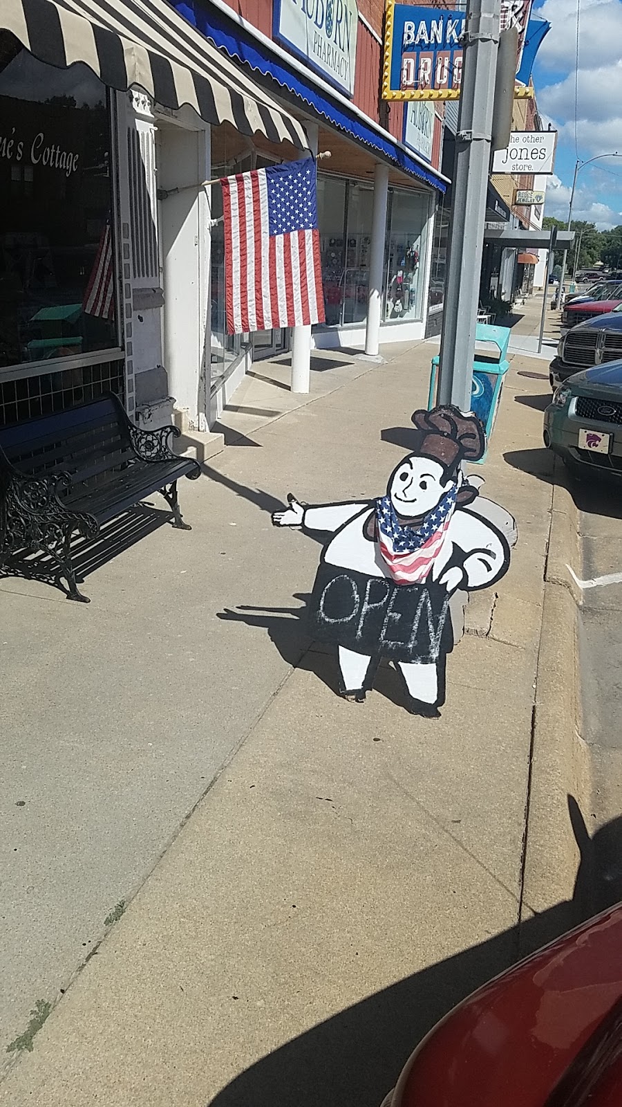 Amandas Bakery & Bistro | bakery | 302 N Broadway St, Abilene, KS 67410, USA | 7852006622 OR +1 785-200-6622