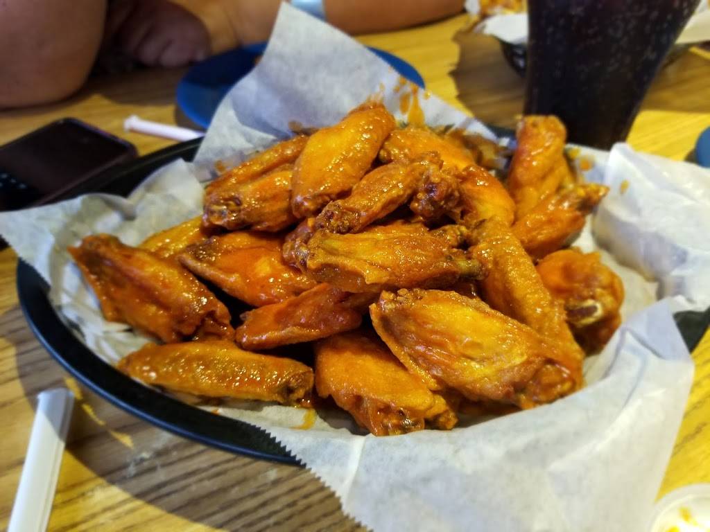 Wings n Things | restaurant | 3375 Hwy 6, Sugar Land, TX 77478, USA | 2812422999 OR +1 281-242-2999