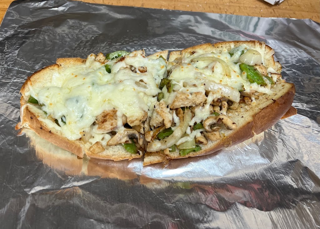 Amato’s Sandwich Shop | restaurant | 719 Southbridge St, Worcester, MA 01610, USA | 5083046551 OR +1 508-304-6551