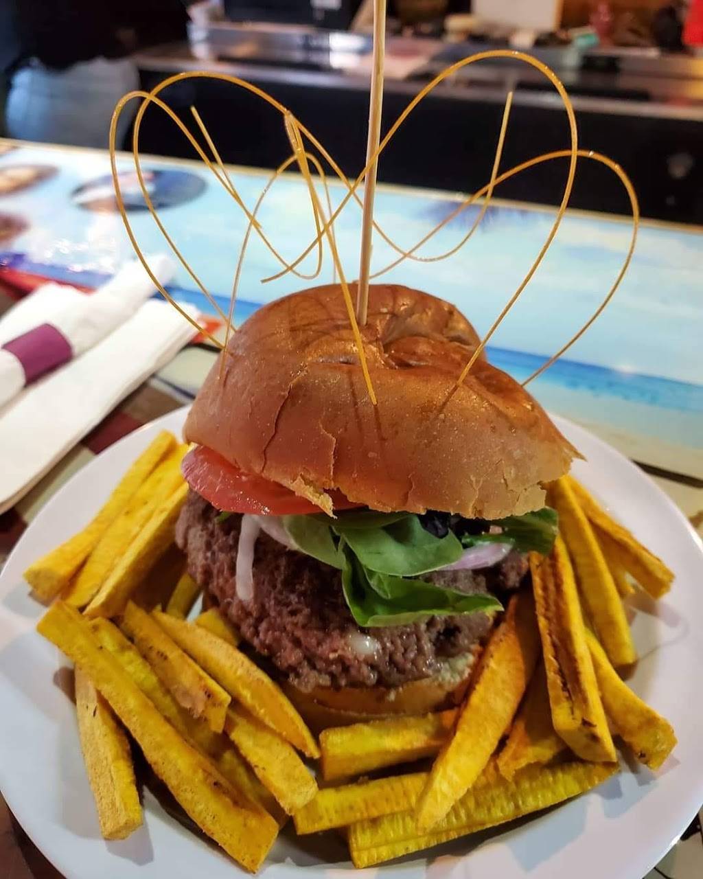 FRI ITZ | restaurant | 1694 Park Ave, New York, NY 10035, USA | 6465902772 OR +1 646-590-2772