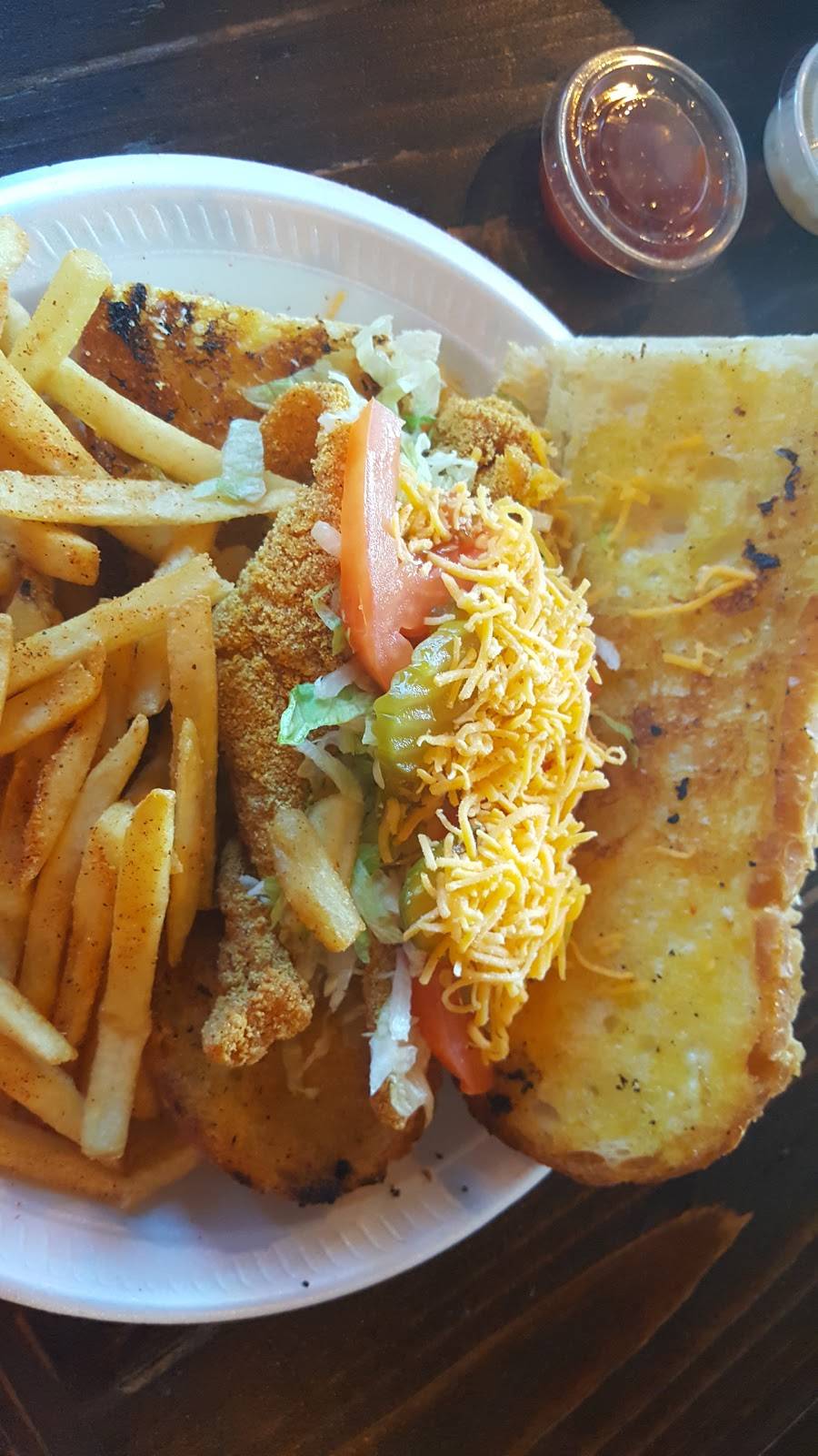 Doe Bellys | restaurant | 300 W Broad St, Forney, TX 75126, USA | 9725522119 OR +1 972-552-2119