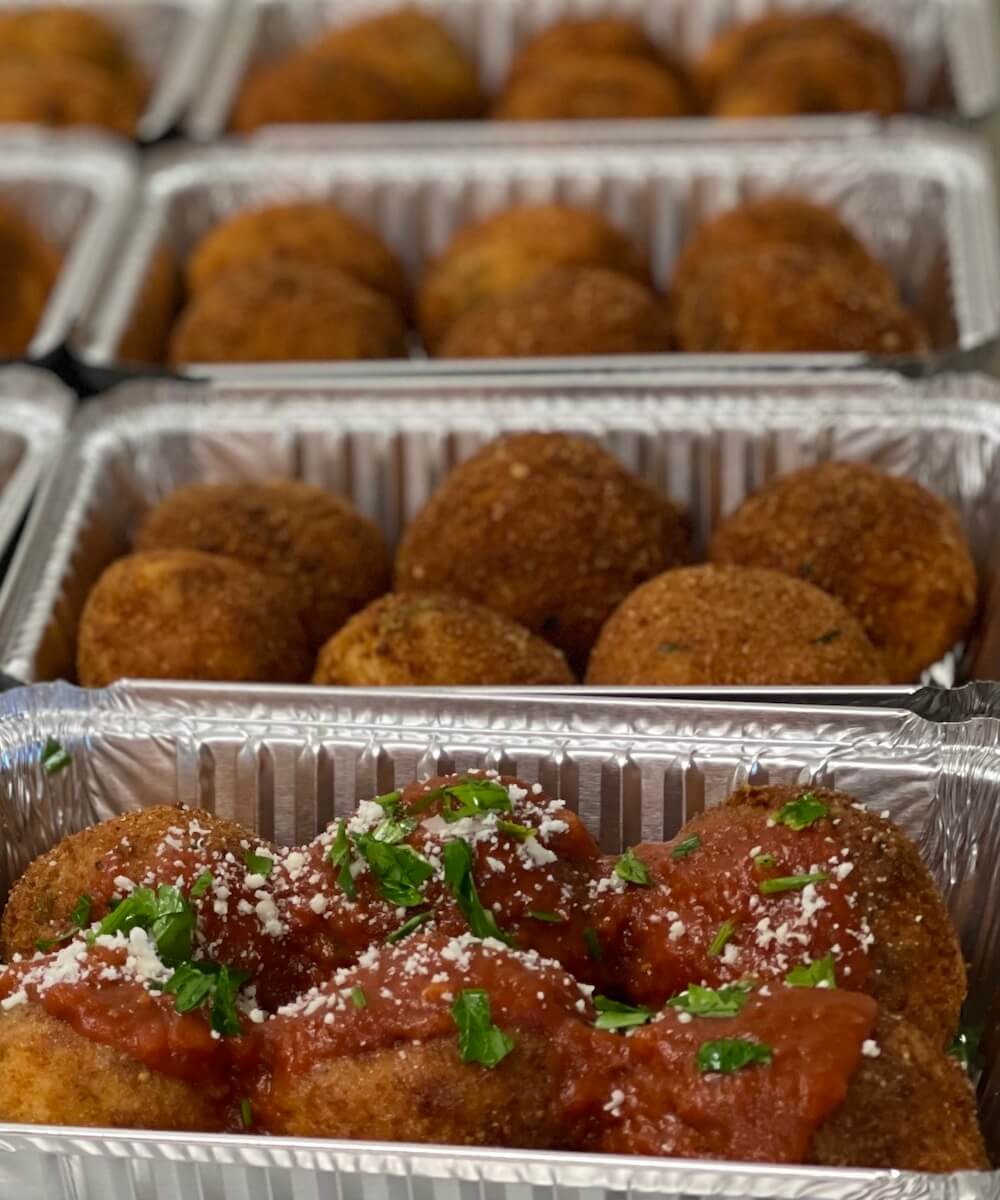 Nonna Ginas Prepared Foods & Gelateria | restaurant | 750 E Main St, Branford, CT 06405, USA | 2038965700 OR +1 203-896-5700