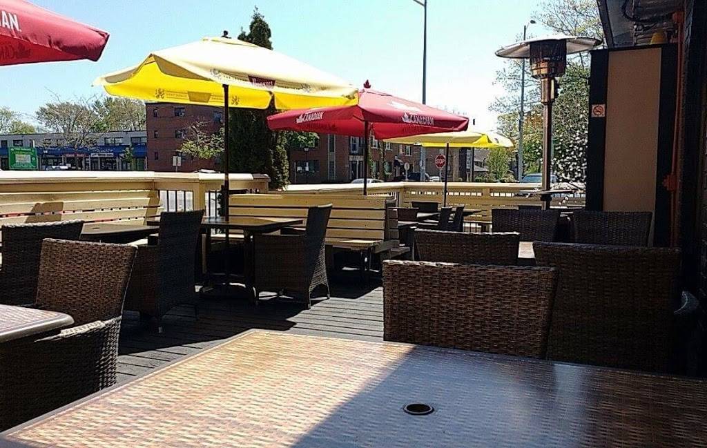 Wingporium | restaurant | 170 Lakeshore Rd E, Mississauga, ON L5G 1G1, Canada | 9059904300 OR +1 905-990-4300