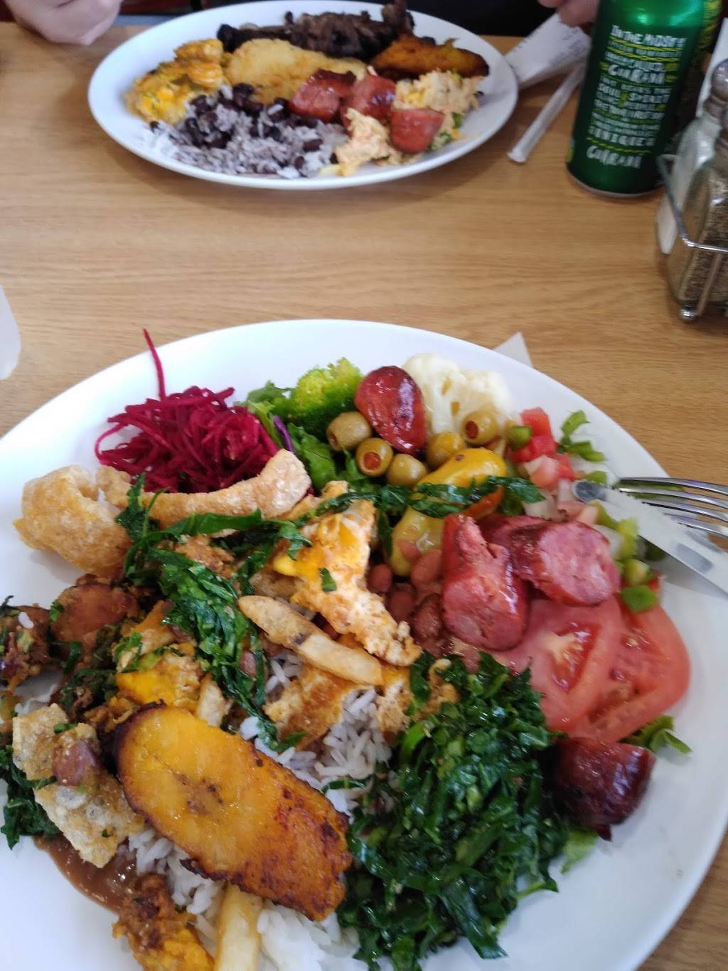 Terra Brasilis Restaurant - Waverly Street | restaurant | 264 Waverly St, Framingham, MA 01702, USA | 5086656740 OR +1 508-665-6740