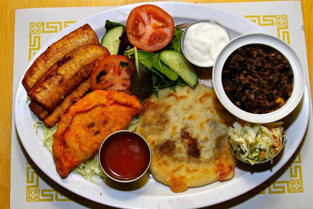 El Tejadito Restaurant | restaurant | 3731, 89 Guy Lombardo Ave, Freeport, NY 11520, USA | 5163776263 OR +1 516-377-6263