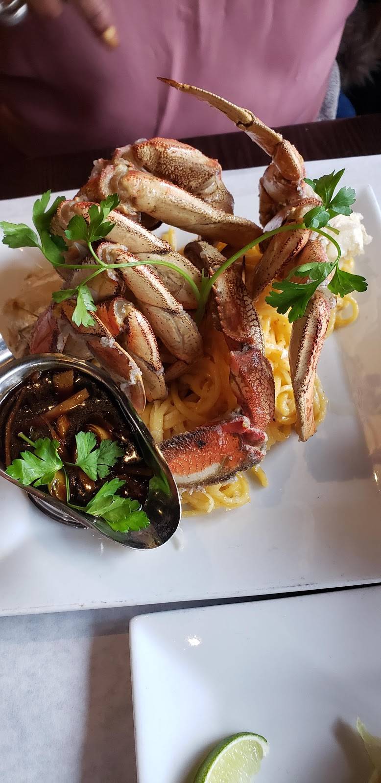 The Boiling House | restaurant | 1990 Marlton Pike East, Cherry Hill, NJ 08003, USA | 8567512800 OR +1 856-751-2800