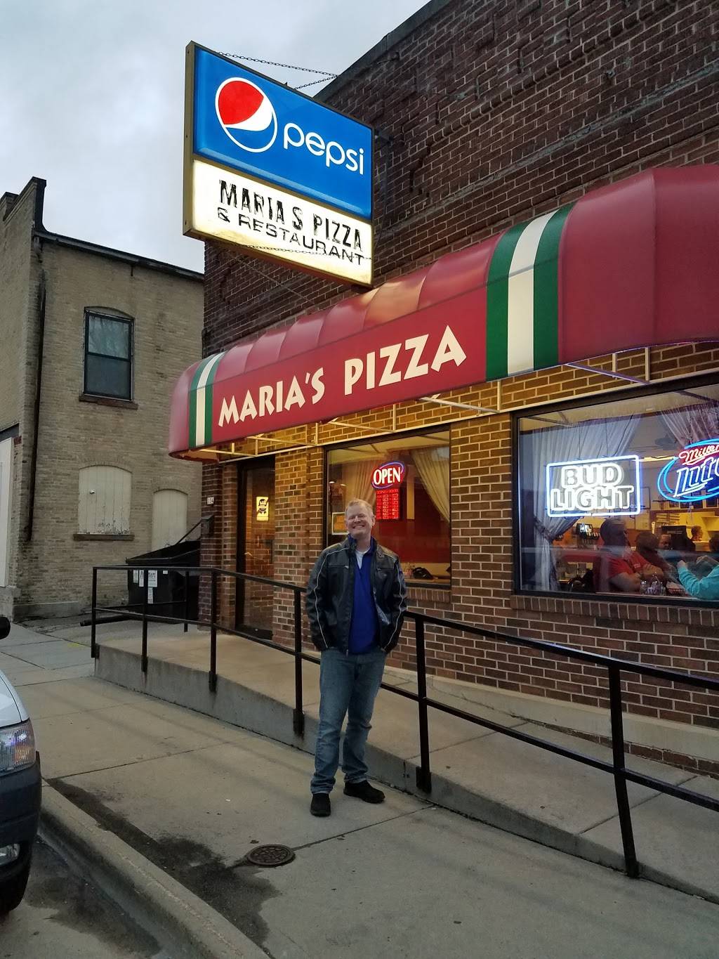 Marias Pizza | restaurant | 134 S Main St, Oregon, WI 53575, USA | 6088355455 OR +1 608-835-5455