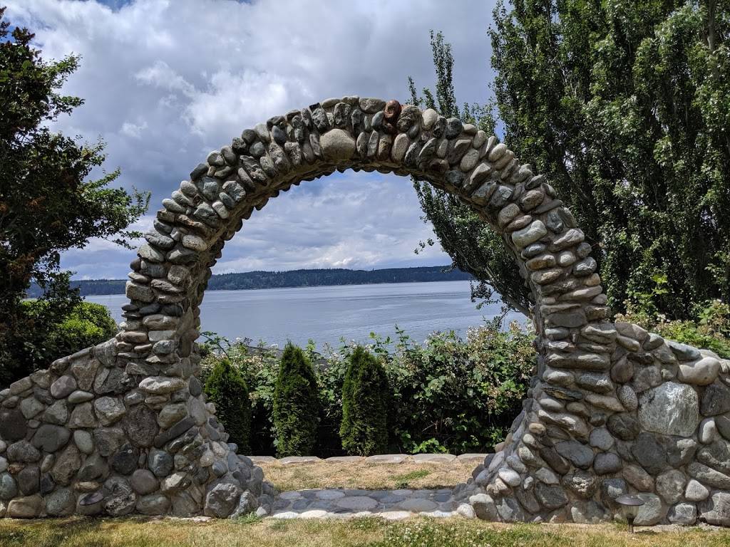 Camano Island Waterfront Bistro | restaurant | 1054 W Camano Dr, Camano, WA 98282, USA | 3603870783 OR +1 360-387-0783