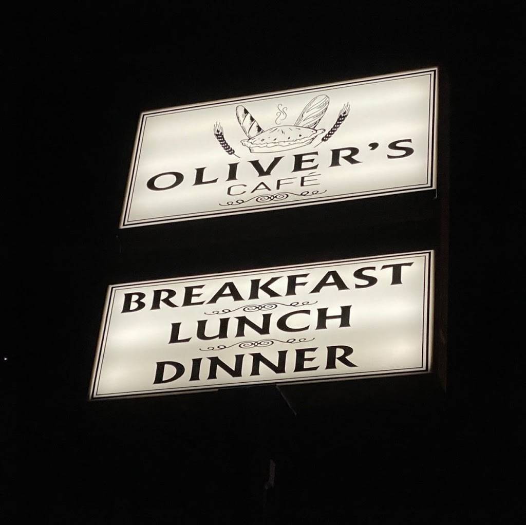 Oliver’s Café | restaurant | 681 Central St, Leominster, MA 01453, USA | 9787284156 OR +1 978-728-4156