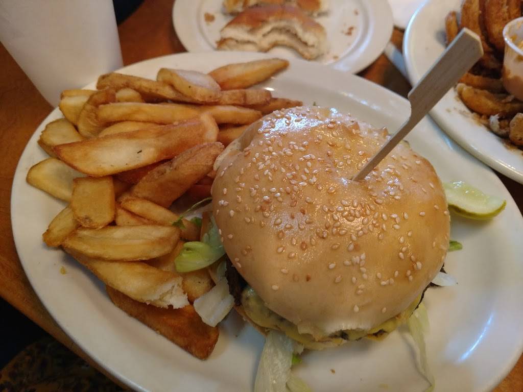 Texas Roadhouse | restaurant | 7035 Amin Dr, Chattanooga, TN 37421, USA | 4238998293 OR +1 423-899-8293